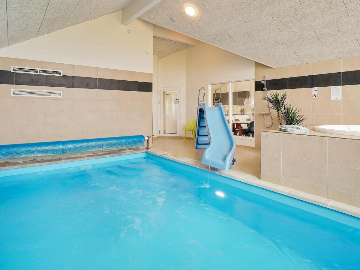 18 Person Holiday Home In Bogense Esterno foto