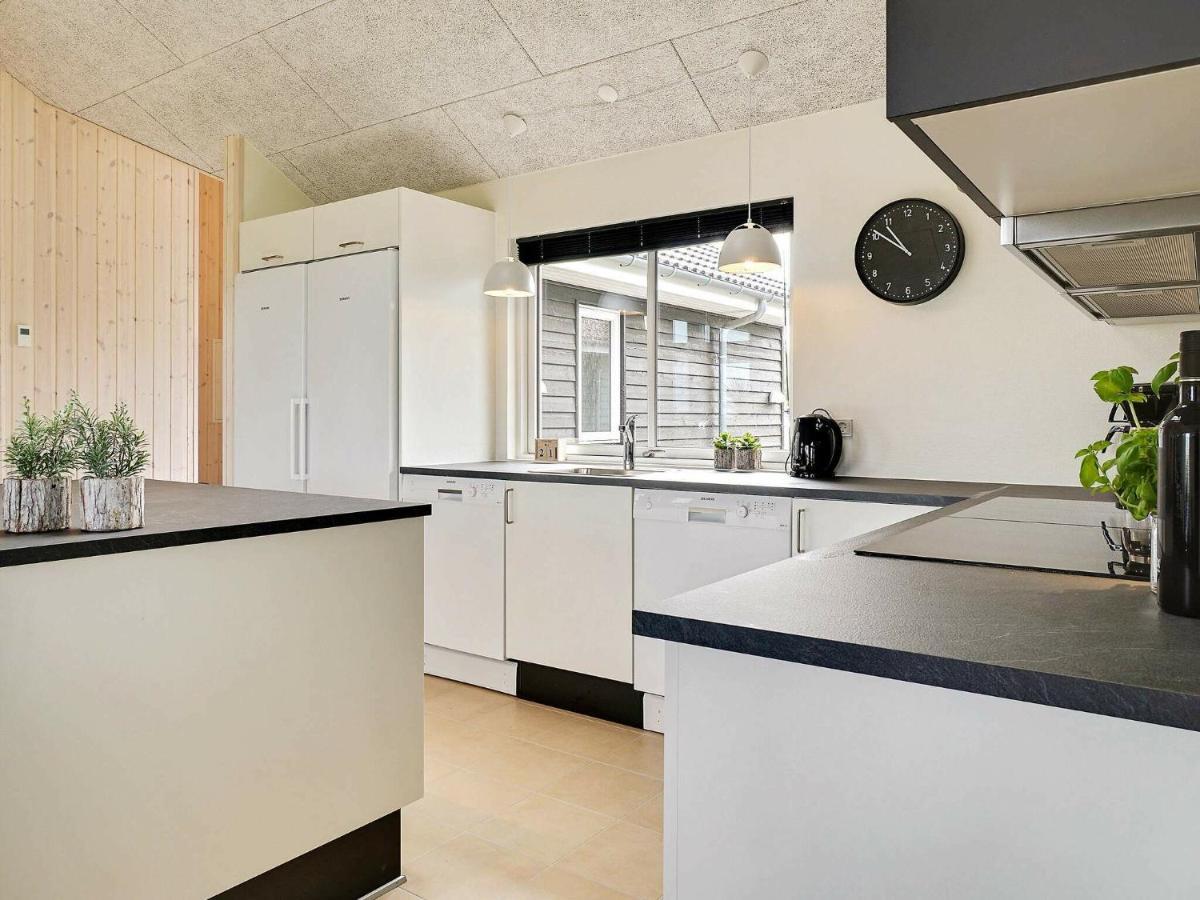 18 Person Holiday Home In Bogense Esterno foto