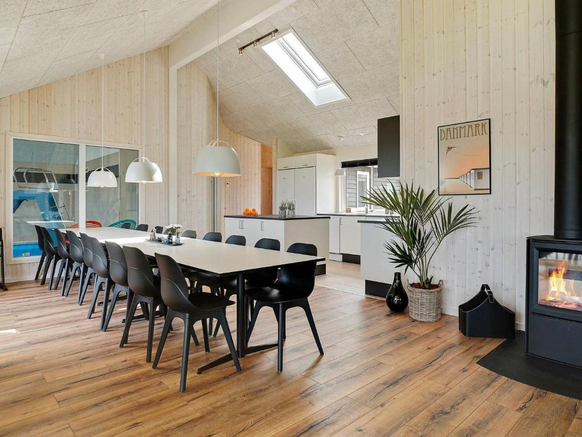 18 Person Holiday Home In Bogense Esterno foto